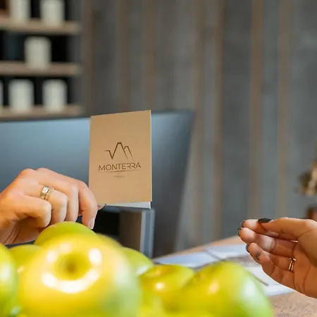 Hotel apartamentowy Monterra