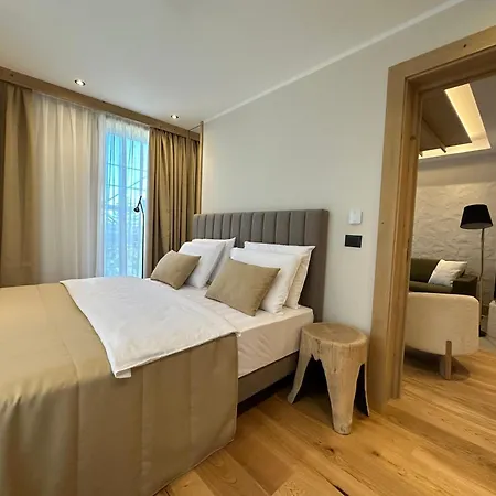 Monterra Hotel apartamentowy 3*