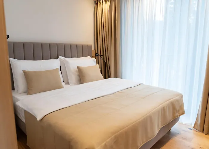 Monterra 公寓式酒店 3*