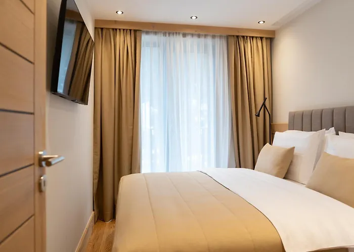 Monterra 公寓式酒店 3*