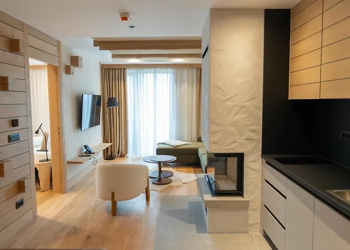 Monterra 公寓式酒店 亚霍里纳