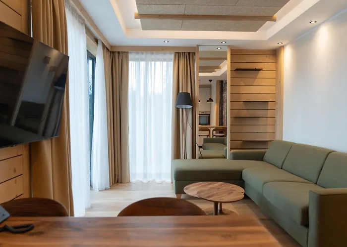 Monterra 亚霍里纳